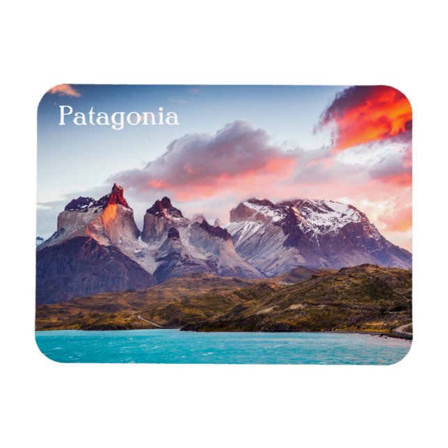 Patagonia Torres del Paine Magnet (Horizontal)