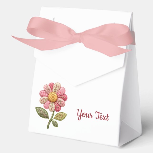 Patchwork flower in country style favor boxes (Front)