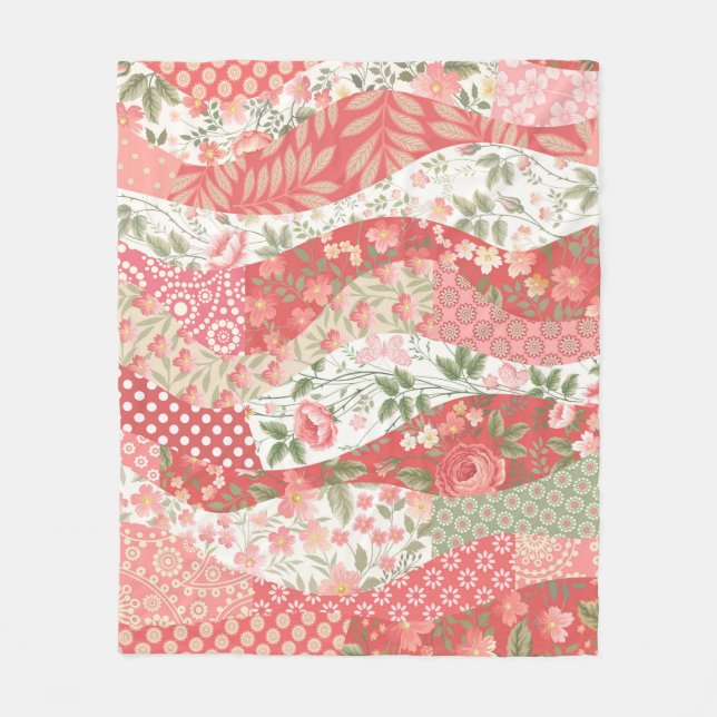 Patchwork roses: seamless pattern design. fleece blanket (Front)
