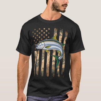 Patriotic American Fishing Flag Design â€“ Red Fis T-Shirt
