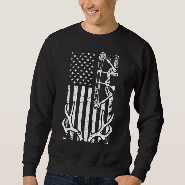 Patriotic Bowhunting Bow Hunter Deer Hunting Ameri Sweatshirt (Front)