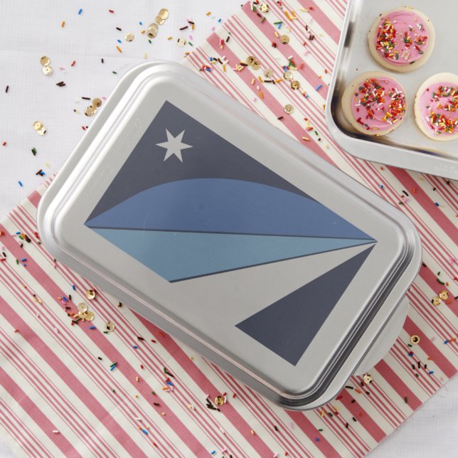 Patriotic cake pan with Flag of Columbia, SC (In Situ)