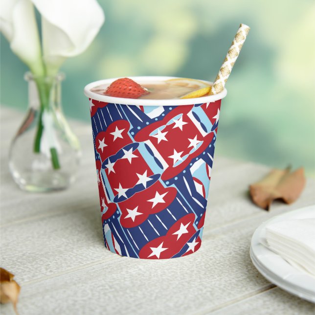Patriotic Colors July 4th Paper Cups (Insitu)