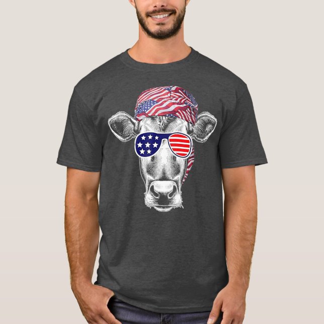 Patriotic Cow  4th of July American Flag T-Shirt (Front)