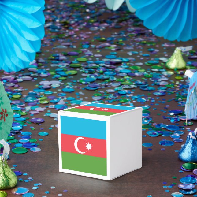 Patriotic favor box with Flag of Azerbaijan (Party)