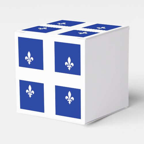 Patriotic favor box with Flag of Quebec