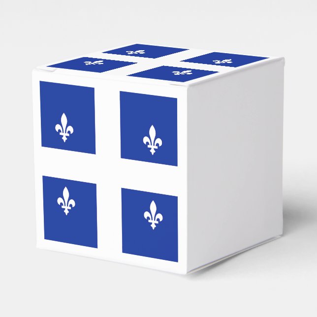 Patriotic favor box with Flag of Quebec (Front Side)