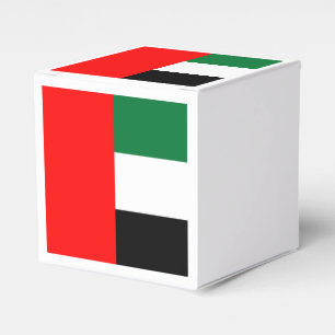 Patriotic favor box with Flag of UAE