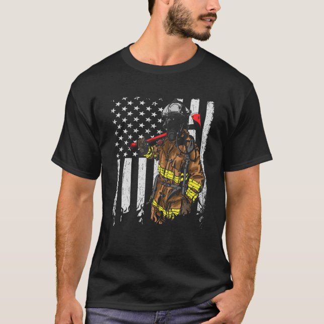 Patriotic Firefighter American USA Flag Fireman Fi T-Shirt (Front)