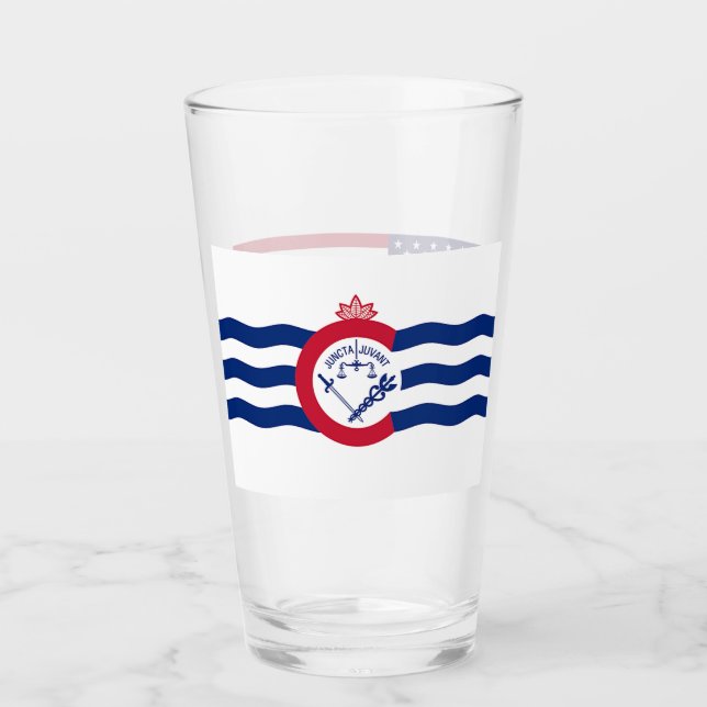 Patriotic glass cup with flag of Cincinnati (Front)