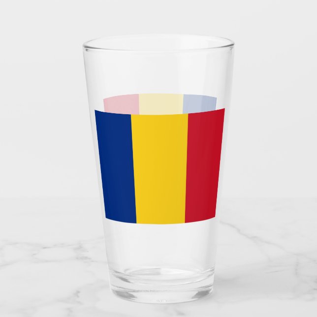 Patriotic glass cup with flag of Romania (Front)