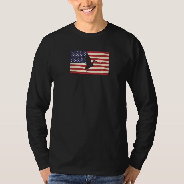 Patriotic Grunge Distressed Usa American Flag Duck T-Shirt (Front)