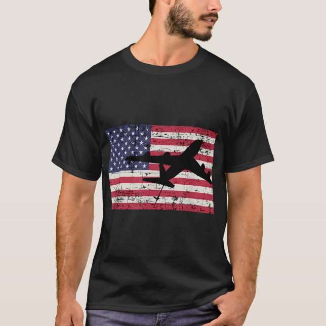 Patriotic KC-135 Stratotanker jet American flag T-Shirt (Front)