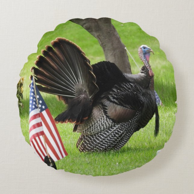 Patriotic Turkey Strut  Round Pillow (Front)