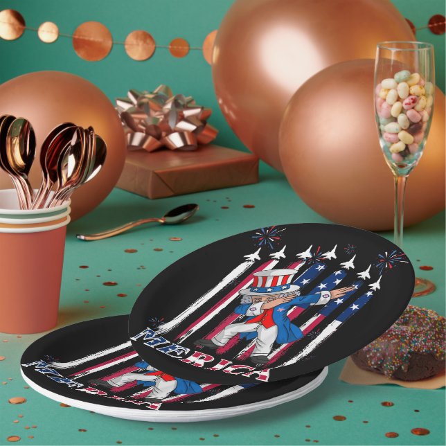 Patriotic Uncle Sam Dabbing 4th of July Paper Plates (Multi)