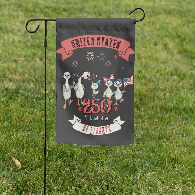 Patriotic US 250 Years of Liberty Silly Geese Garden Flag (Patriotic US 250 Years of Liberty Silly Geese Garden Flag)
