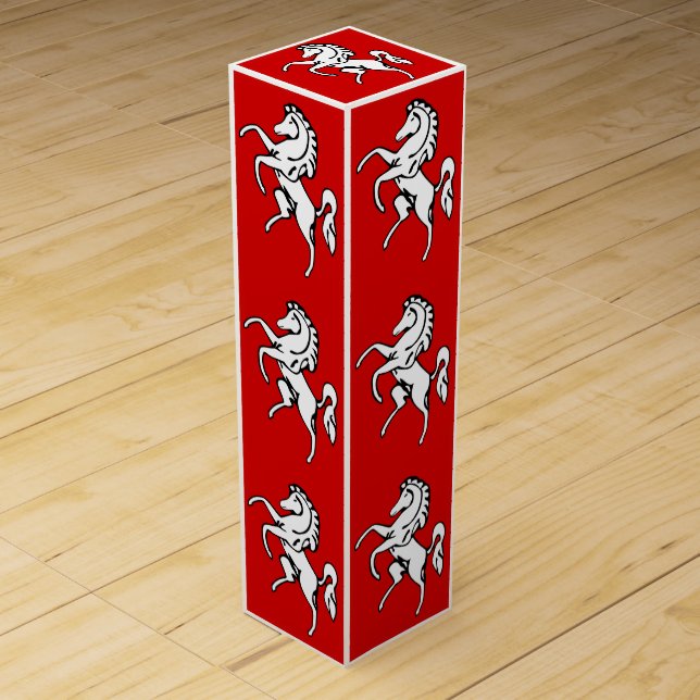 Patriotic wine gift box with Flag of Kent, England (Front)