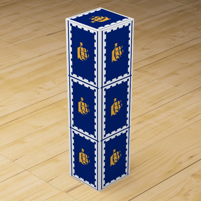Patriotic wine gift box with Flag of Quebec City (Front)