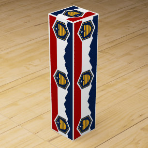 Patriotic wine gift box with Flag of Utah, USA