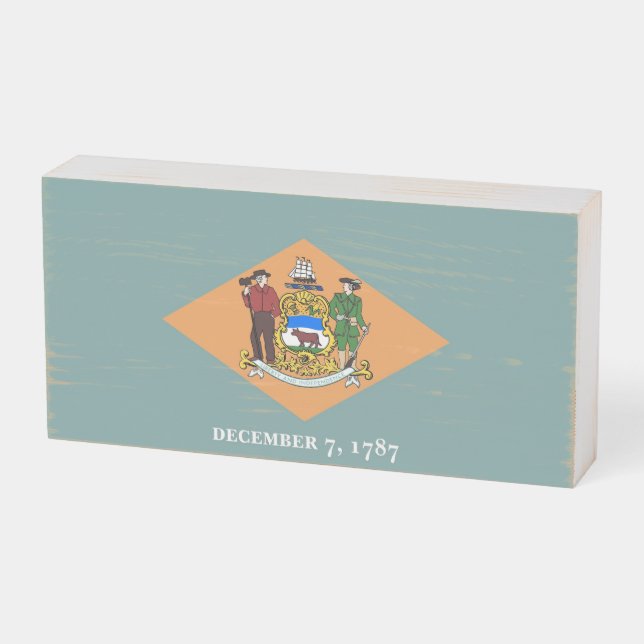 Patriotic Wood Box Sign with Flag of Delaware (Angled Horizontal)