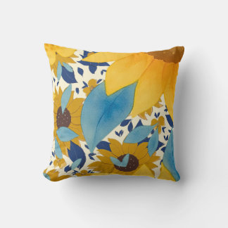 PATTERN DESIGN THROW PILLOW
