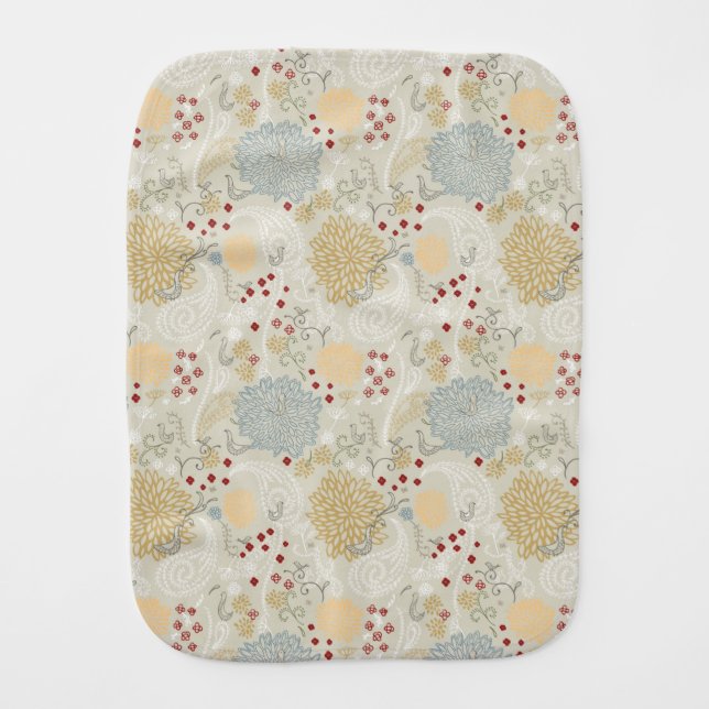 pattern displaying curly garden burp cloth (Front)