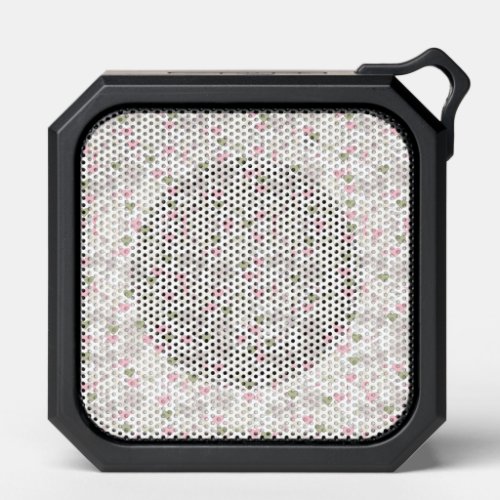 pattern  green and pink hearts and white roses bluetooth speaker