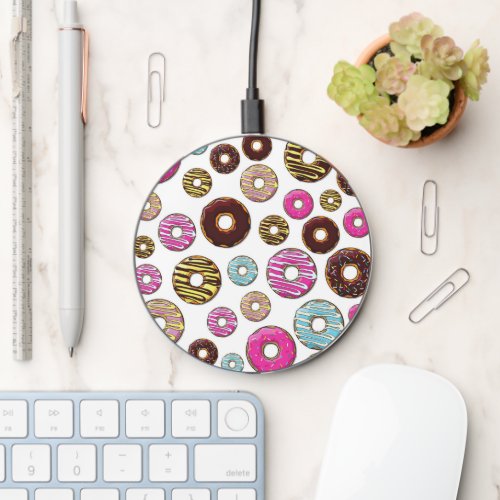 Pattern Of Donuts Colorful Donuts Sprinkles Wireless Charger