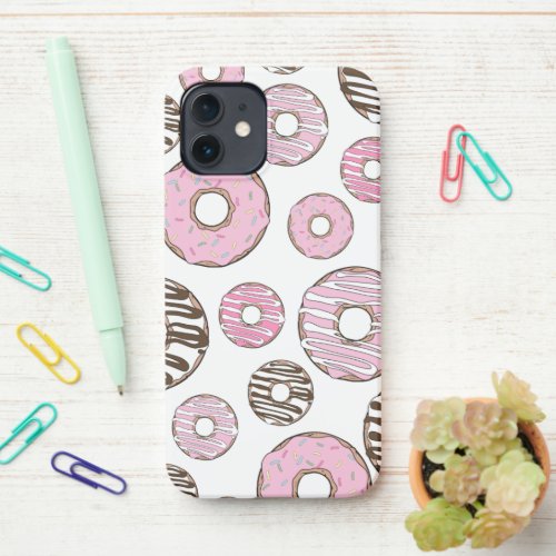 Pattern Of Donuts Pink Donuts White Donuts iPhone 12 Case