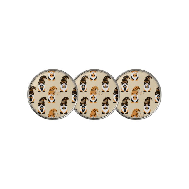Pattern Of Gnomes, Halloween Gnomes Trick Or Treat Golf Ball Marker (3 Up)