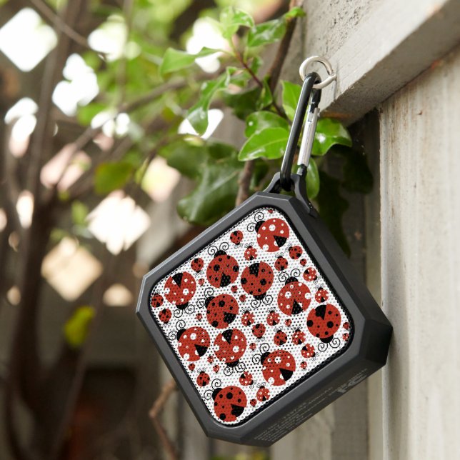 Pattern Of Ladybugs, Cute Ladybugs, Red Ladybugs Bluetooth Speaker (Inisitu)