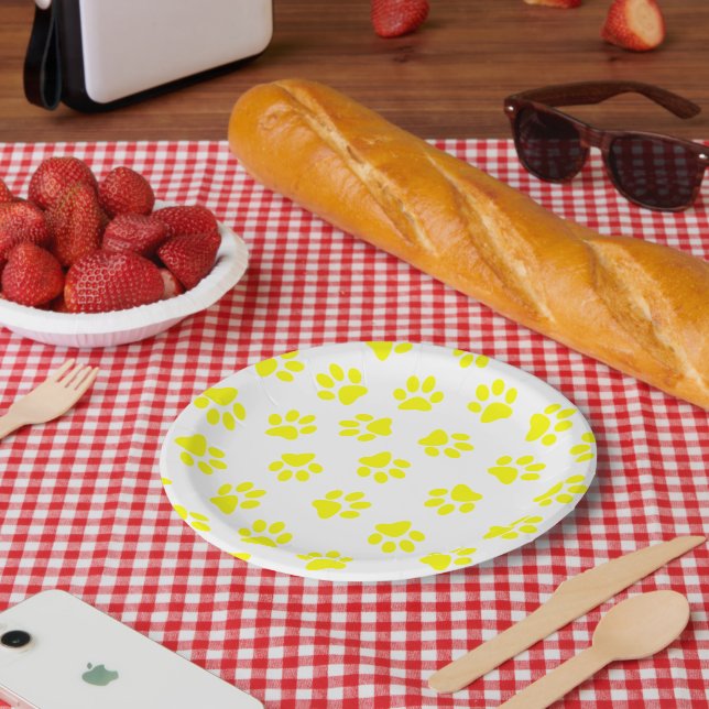 Pattern Of Paws, Dog Paws, Yellow Paws Paper Plates (Picnic)
