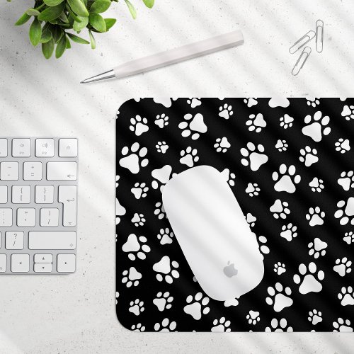 Pattern Of Paws Paw Prints Black and White Mouse Pad