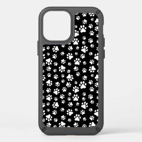 Pattern Of Paws Paw Prints Black and White Speck iPhone 12 Case