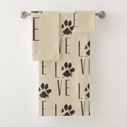 Pattern with a Paw Print that Spells Out Love Bath Towel Set