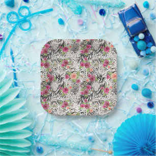 Pattern With Animal Prints Paper Plates
