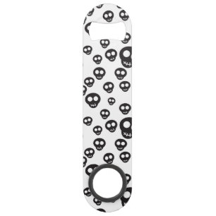 Pattern with black skulls on white bar key