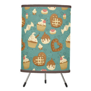 Pattern with cupcakes and candies tripod lamp