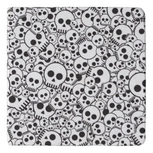 Pattern with skulls trivet