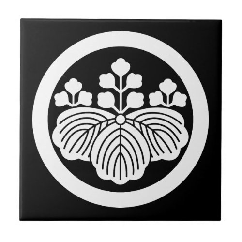 Paulownia with 5_3 blooms in circle ceramic tile