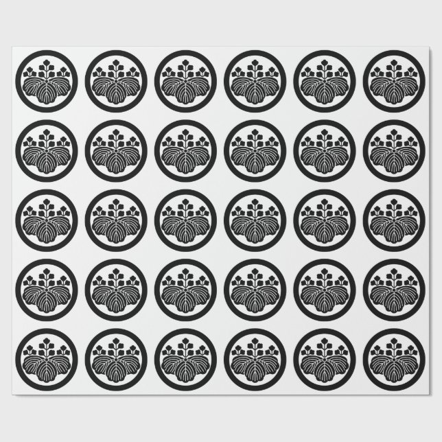 Paulownia with 5-3 blooms in circle wrapping paper (Flat)