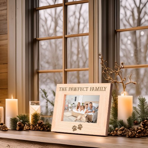 Paw  engraved frames