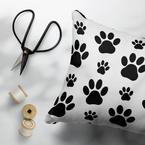 Paw Pattern Dog Paws Paw Prints Black and White Pillow Case