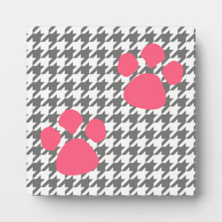 Paw Prints Plaque - Gray Pink Houndstooth