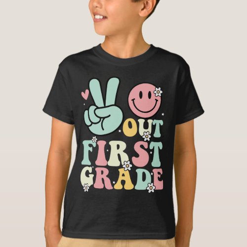 Peace First Grade Groovy _ Last day of school T_Shirt