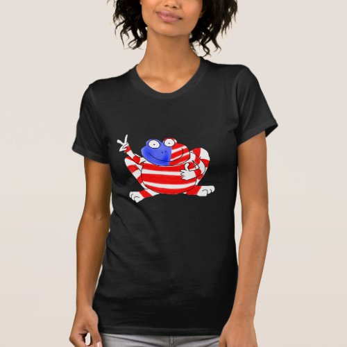 Peace Flag USA Frog 4th of July Patriotic Cute T_Shirt
