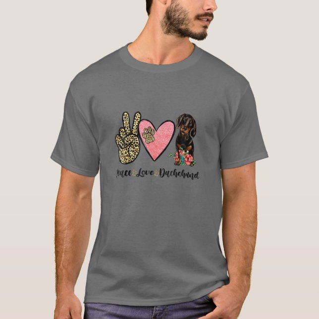 Peace Love Dachshund Animal Lover Pet Dog Valentin T-Shirt (Front)