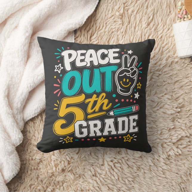 Peace Out 5th Grade Retro Groovy | Class of 2026 Throw Pillow (Blanket)