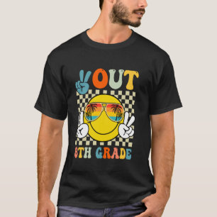 Peace Out 8th Grade Graduation Smile Face Checkere T-Shirt