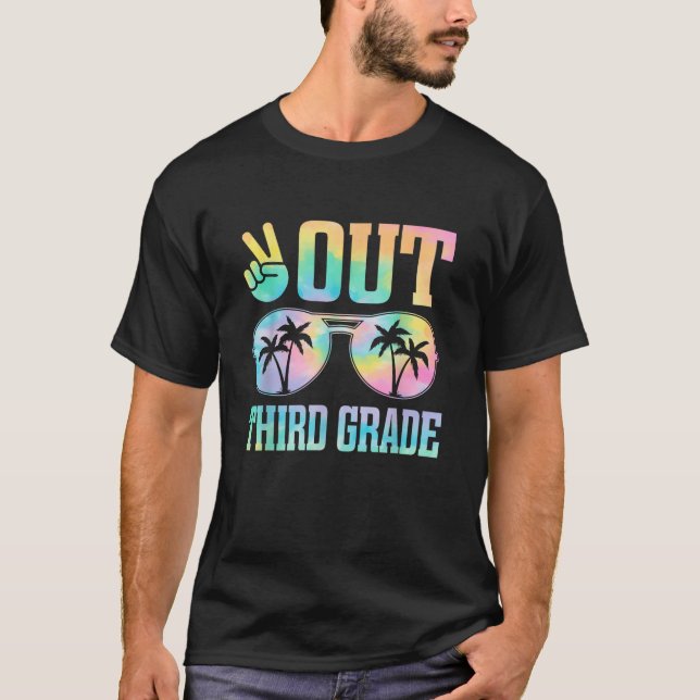 Peace Out Third Grade Last Day of School Graduatio T-Shirt (Front)